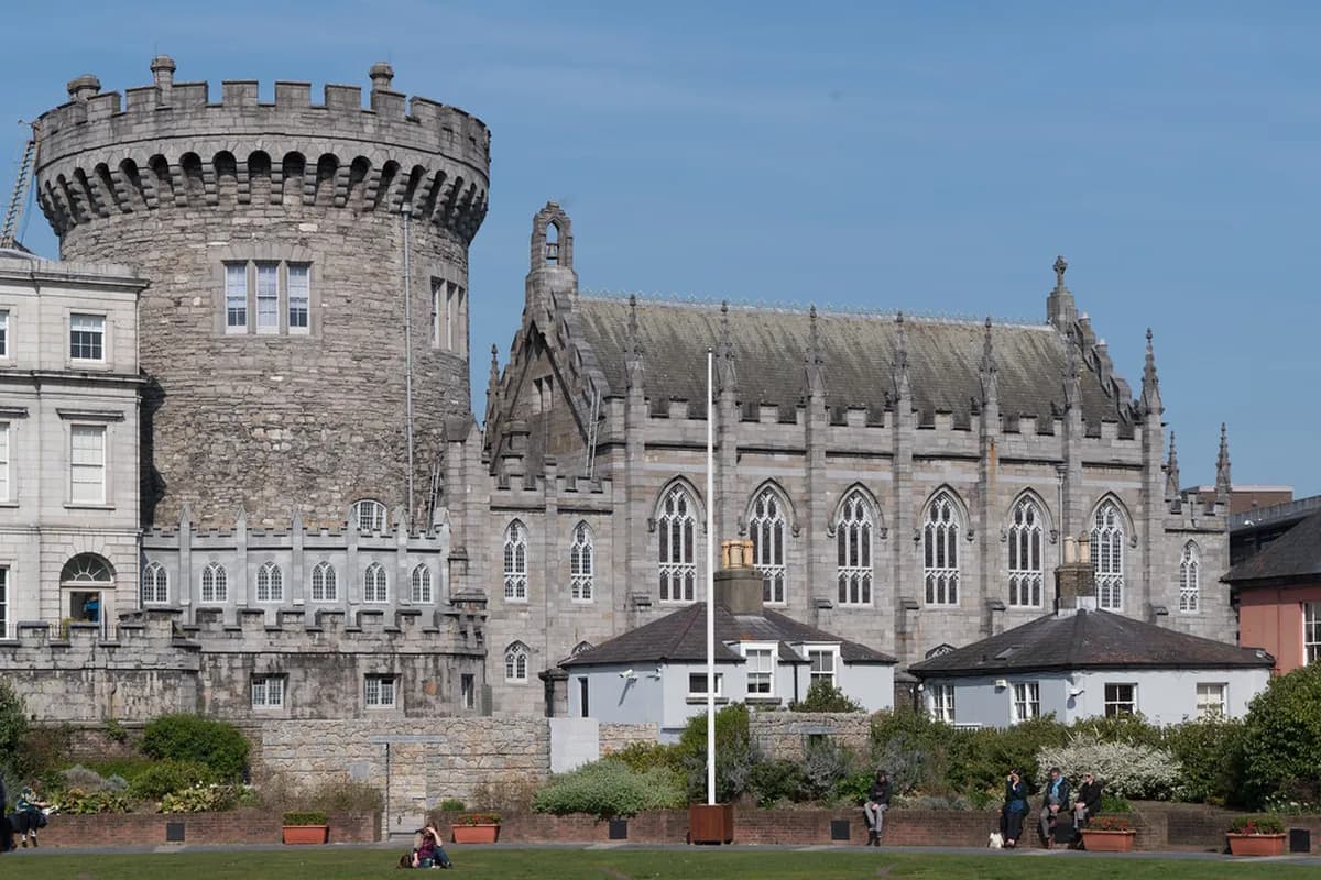 12 Historic Landmarks in Dublin: Castle to Gaol