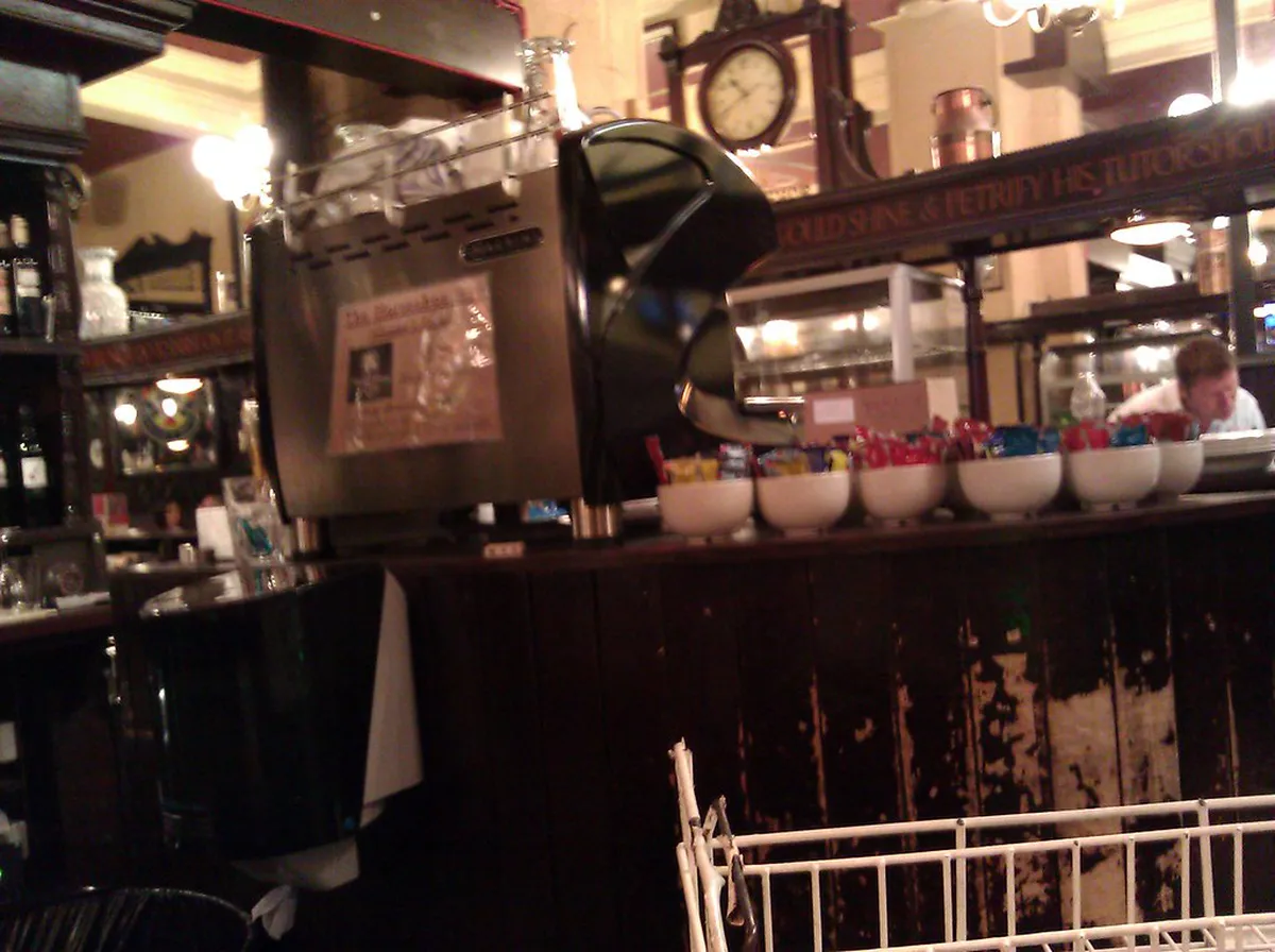 Madrid Tapas Crawl: Best Bars in La Latina & San Miguel