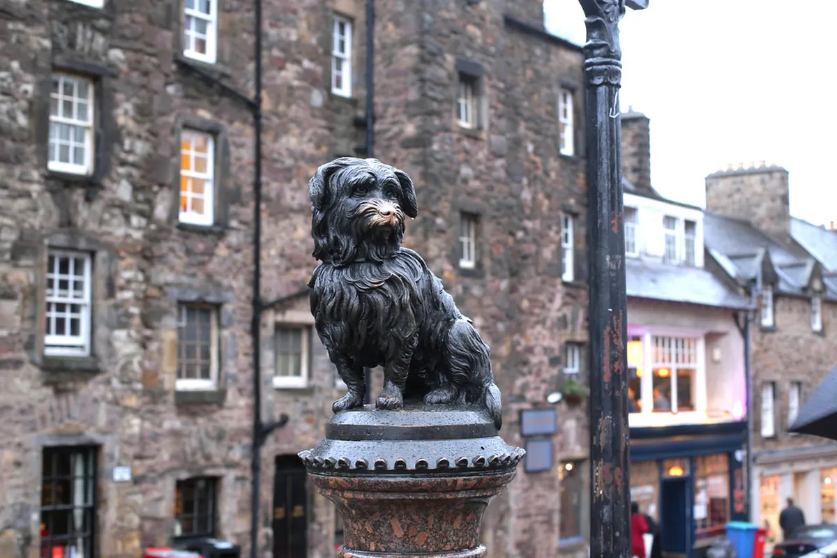 13 Best Tourist Attractions in Edinburgh: A Local’s Guide