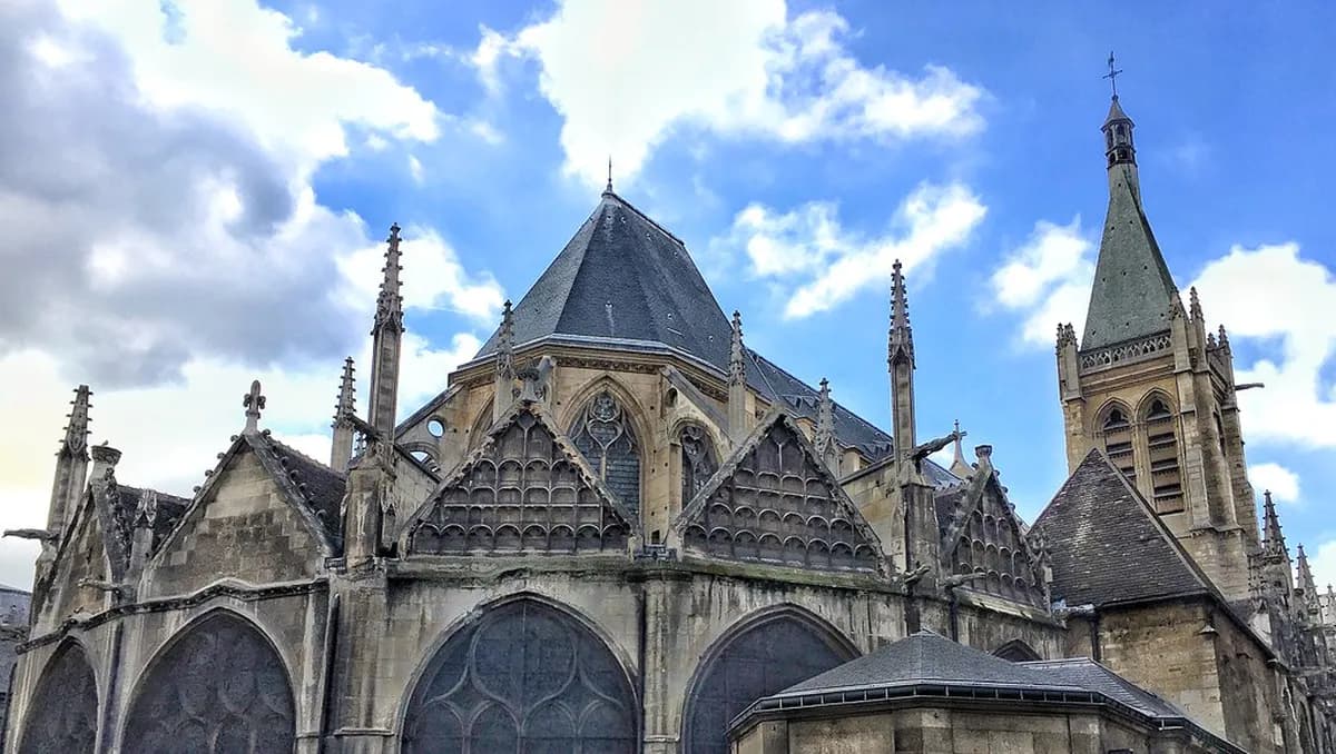 15 Best Tourist Attractions in Paris: Expert Planning Guide